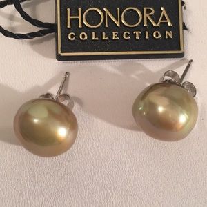 NWOT Honora 10-11MM Sterling Silver Post Earrings